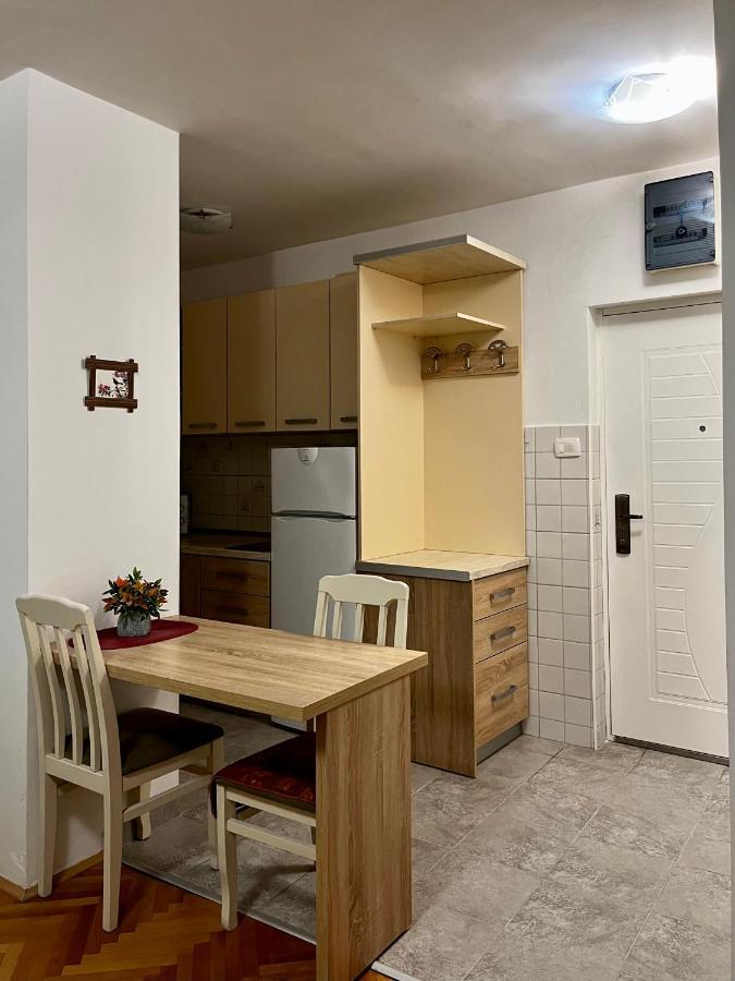 Studio Apartment Welcome Bar Exterior photo