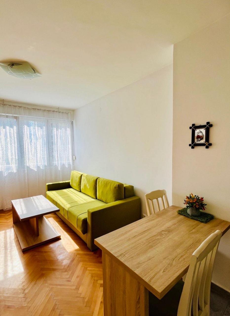 Studio Apartment Welcome Bar Exterior photo
